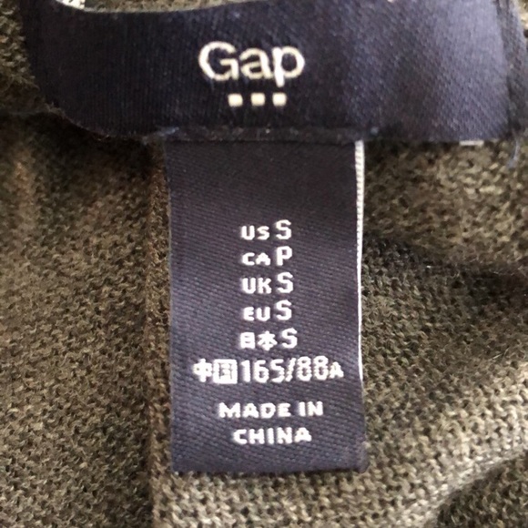GAP cardigan - Picture 2 of 2